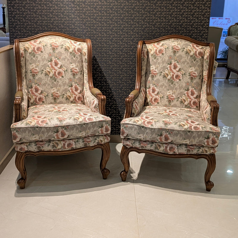 Floral Crest Lounge Chair